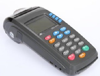 在pos機上刷信用卡要利息嗎?